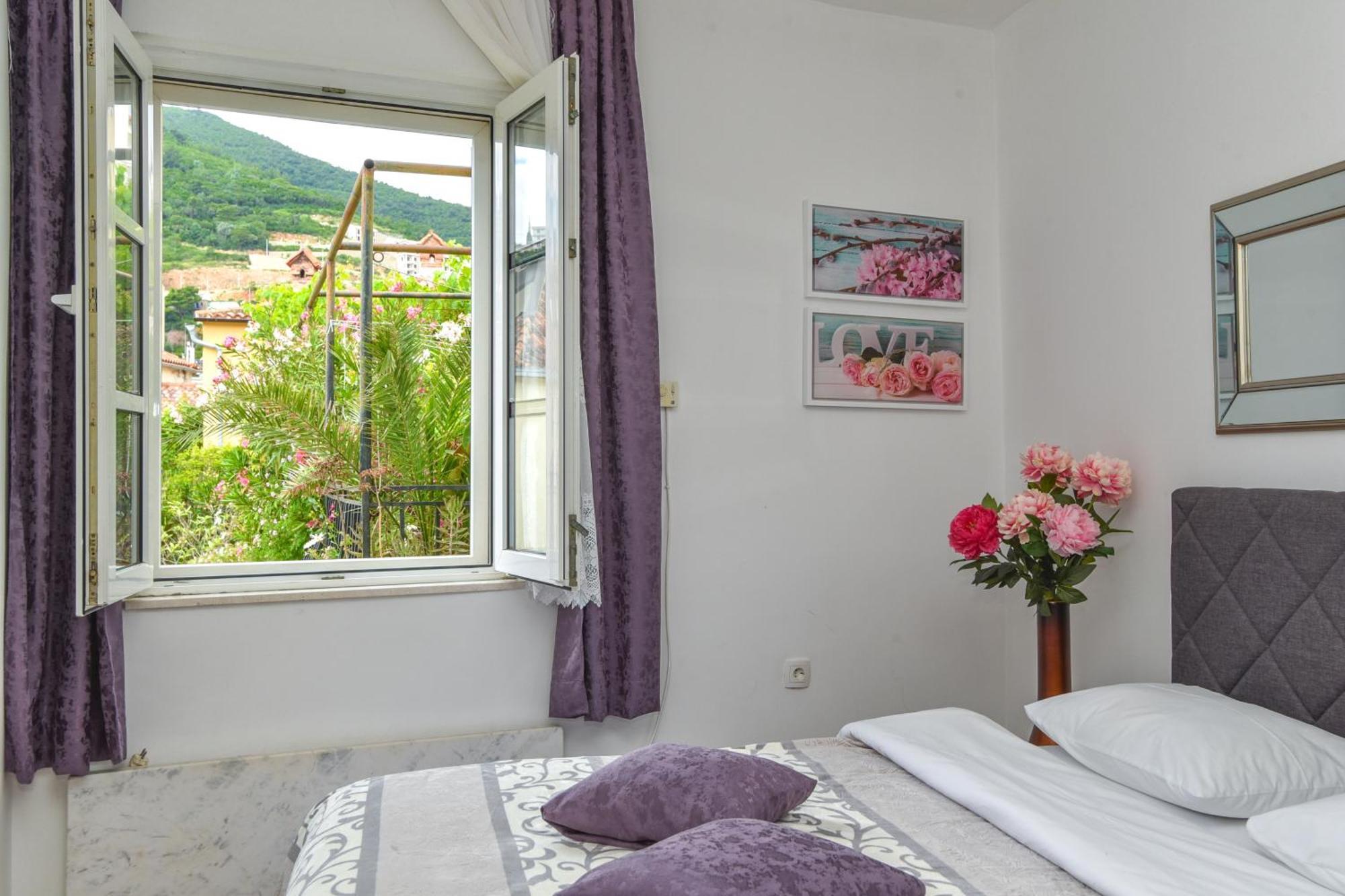 Stan Stari Grad Budva Exterior foto